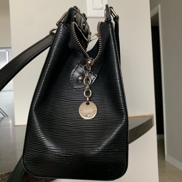 Louis Vuitton Brea MM - Epi Noir - Picture 3 of 16